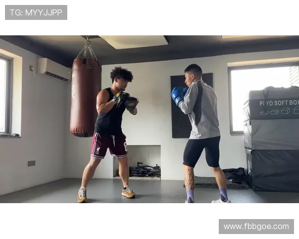 拳击训练基础：掌握正确拳击动作要领提升技巧与防守能力